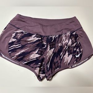 Nike shorts size s